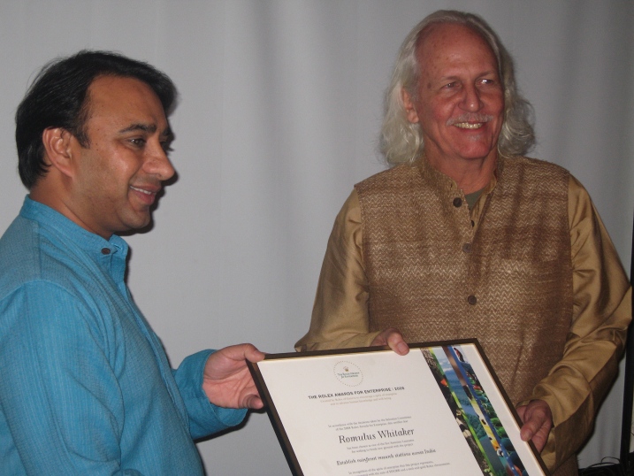 romulus-whitaker-receives-rolex-award-2008 Vikram Akula (left) presents Rolex Awards certificate to Romulus Whitaker in Delhi, 22 January 2009