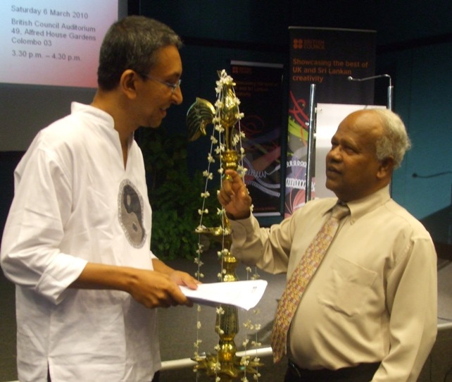 Nalaka Gunawardene (L) with cartoonist Camillus Perera