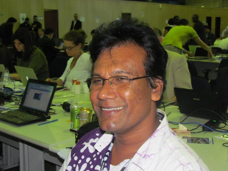 Hemantha Withanage in Rio de Janeiro, photo by Nalaka Gunawardene