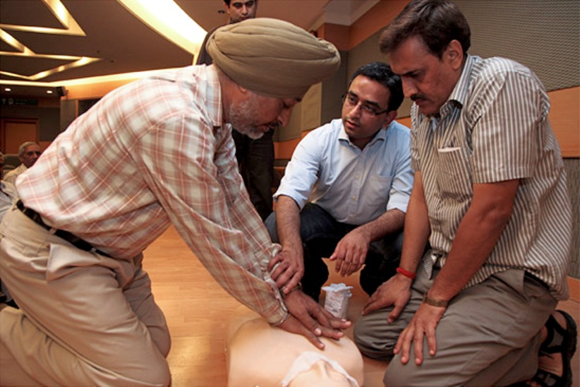 During a training course for police officers, Piyush Tewari (centre), teaches vital lessons in basic trauma care