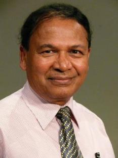 Dr W L Sumathipala