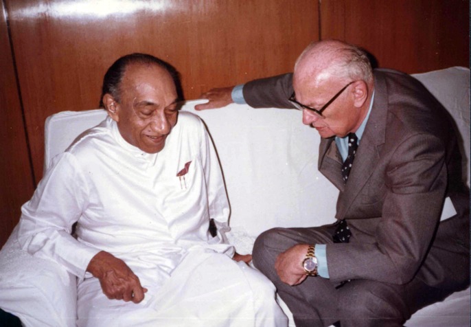 Sri Lankan President Junius Jayewardene chatting with Arthur C Clarke in Colombo - circa 1980