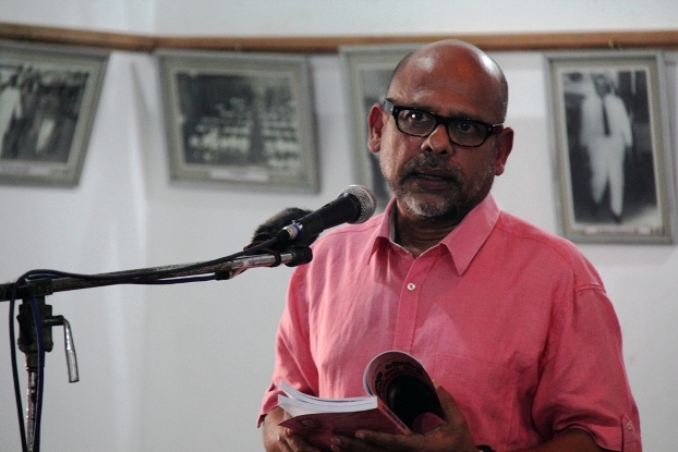 Gamini Viyangoda - Photo by Buddhini Ekanayake