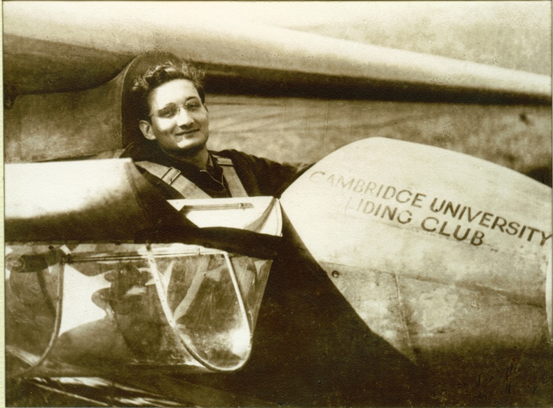 Young Ray Wijewardene during his Cambridge flying days in the 1940s