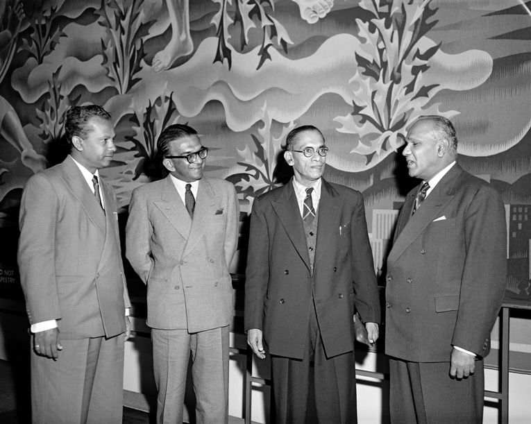 Ceylon Prime Minister S W R D Bandaranaike (third from left) at the UN Headquarters, Nov 1956. On extreme right is Sir Senerat Gunewardene, Ceylon's first Permanent Representative to the UN (UN Photo Archive)