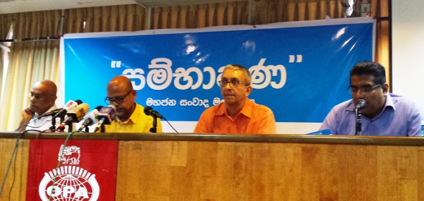 L to R - Wijayananda Jayaweera, Gamini Viyangoda, Nalaka Gunawardene, Shan Wijetunge. At Right to Information public forum on 17 Nov 2015 in Colombo. Photo by Sampath Samarakoon