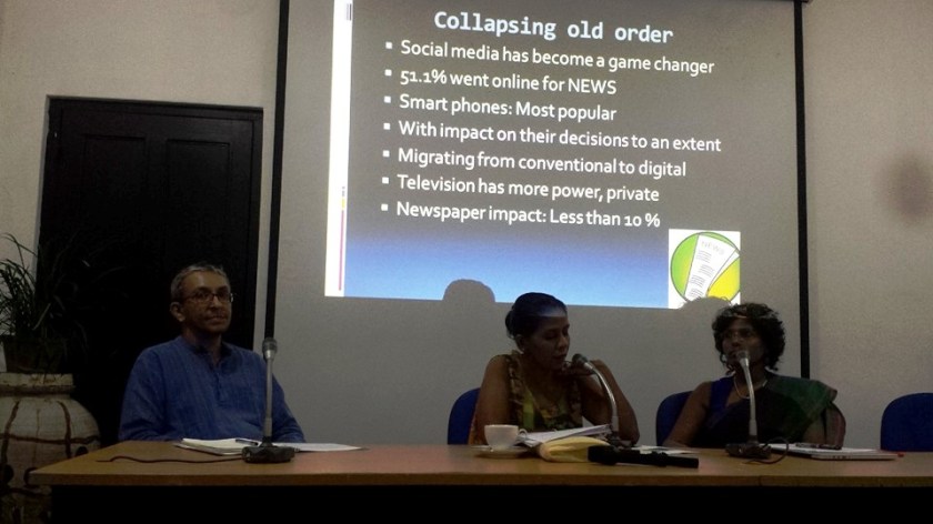 Dilrukshi Handunnetti (centre) speaks as Nalaka Gunawardene (left) and Iromi Perera listen at the launch on 27 Jan 2016 in Colombo